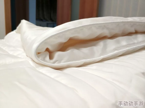 激烈摇床不盖被子会怎么样梦想之城