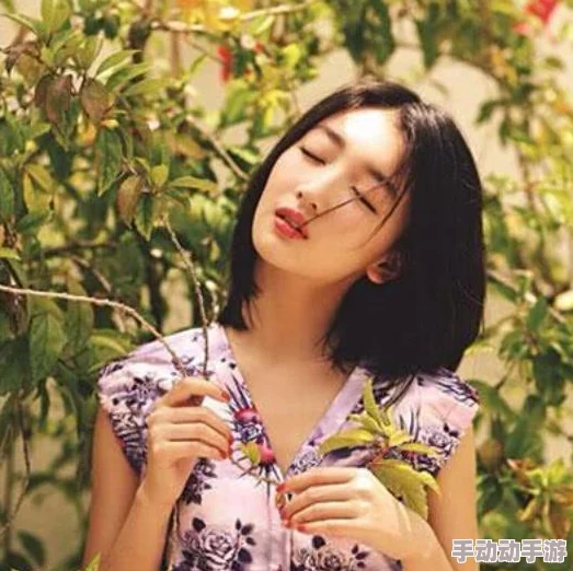 肥熟老熟妇av指的是年龄较大、身材丰满的女性出演的成人影片