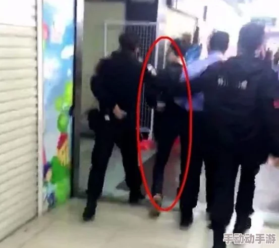 中国偷窥wc女厕所公共场合隐私问题亟待解决