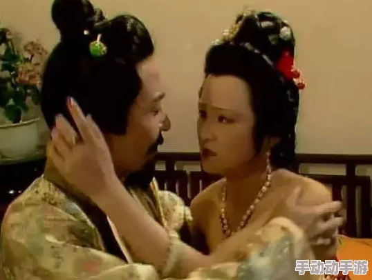 红楼梦淫史台湾三级此片为台湾三级片，改编自《红楼梦》，以情色手法呈现经典名著中的隐秘情节