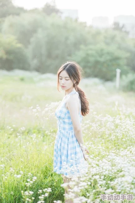 看美女的逼这是一种对女性外貌过分关注的行为,可能涉及不尊重或物化他人的问题 看美女的逼这是一种对女性外貌过分关注的行为,可能涉及不尊重或物化他人的问题