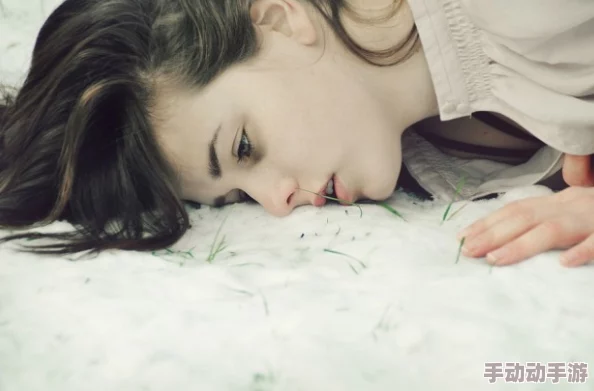 欧美人与zozoxxxx视黑色童话第一季