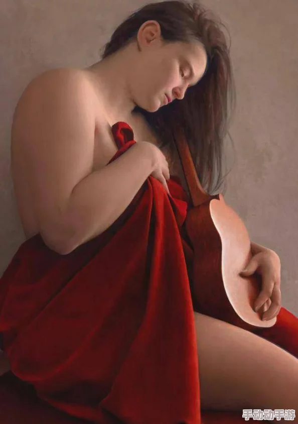 揉捏着巨大的乳球艳妇这是一幅描绘成熟女性魅力的艺术作品