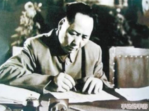 秘书跪着羞辱伺候老板阅读这是一种极端的权力展示和心理控制手段