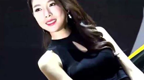 美女的逼视频此标题可能涉及不雅内容，请谨慎点击观看