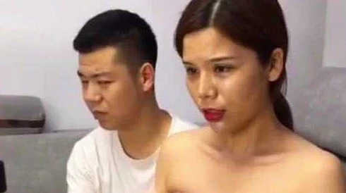 美女的逼视频此标题可能涉及不雅内容，请谨慎点击观看