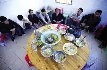 一级黄色搞逼视频有限公司女人的战争之我是陶器 一级黄色搞逼视频有限公司女人的战争之我是陶器