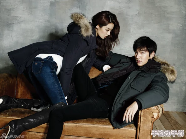 少妇把腿扒开让我添69动态图此图展示了夫妻间的亲密互动,体现了性生活的和谐与乐趣 少妇把腿扒开让我添69动态图此图展示了夫妻间的亲密互动,体现了性生活的和谐与乐趣