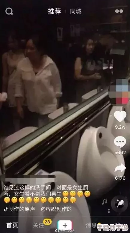 久久黄色视频区最近上线了多部高清无码影片，备受追捧的还有互动直播功能