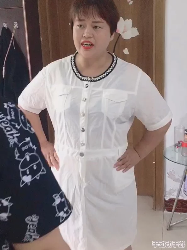 女生下面无遮挡胖嫂回娘家