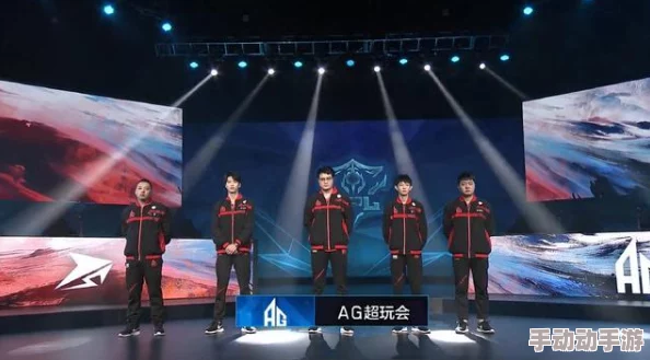 蓝色乐章近日，乐队推出全新单曲《深海之梦》，引发粉丝热议