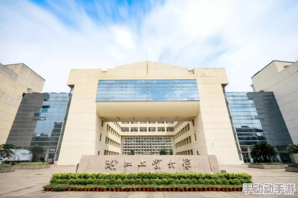 2024开放世界游戏排行榜前十名惊喜揭晓,好玩的开放世界游戏下载推荐来啦! 2024开放世界游戏排行榜前十名惊喜揭晓,好玩的开放世界游戏下载推荐来啦!