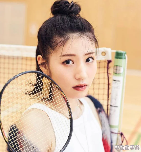 日本一级毛片冲田杏梨最近在东京举办了个人写真展览会受到粉丝热捧