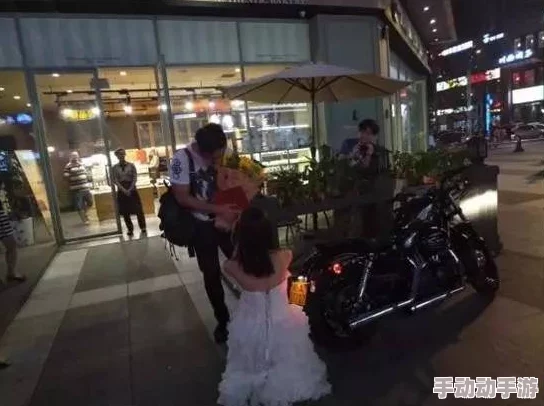 日本人浓密bbw最近在东京举办的美食节上大放异彩，吸引了众多美食爱好者前来品尝