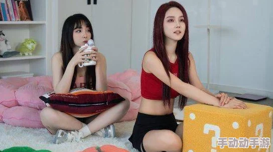 国产美女动态免费视频最近上线了全新互动功能，让观众参与剧情选择