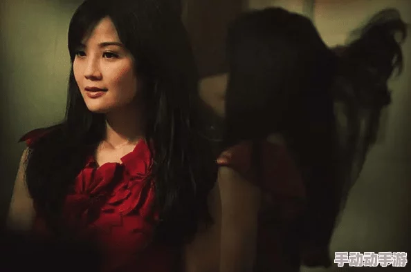 花城雏妓揭露旧社会黑暗面，展现人性挣扎与救赎的悲剧故事