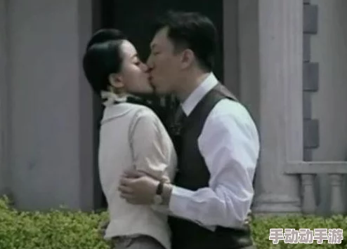 吻戏激烈摸全身床戏某剧组为真实感请专业指导设计动作