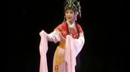 镜花风月之西施泪近日在故宫博物院展出引发热议观众纷纷赞叹其精美绝伦的工艺