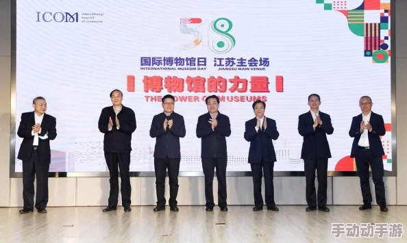 想要抢鲜体验新款智能手机？现在预约即有机会获得限量版配件！