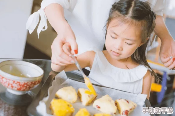 一亲二脱三插小明在家尝试做饭,结果厨房成了战场 一亲二脱三插小明在家尝试做饭,结果厨房成了战场