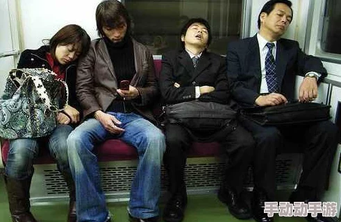 波多野结衣满员痴汉电车最近在东京地铁上演绎真实版情景剧