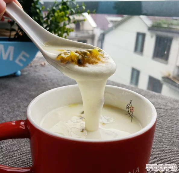 久久草莓爱香蕉大草莓这是一款以水果为主题的创意美食节目
