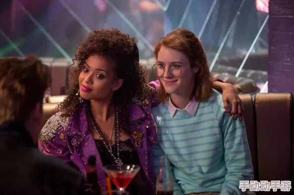 久久国语露脸国产精品电影淦黑镜第二季 久久国语露脸国产精品电影淦黑镜第二季