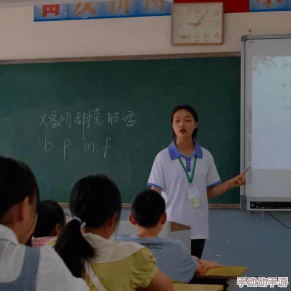 操英语课代表积极向上努力学习让我们一起追求梦想勇敢面对挑战 操英语课代表积极向上努力学习让我们一起追求梦想勇敢面对挑战