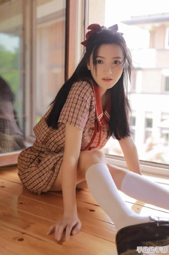 白丝校花4扒开美腿甜美app更新至v2.0版本,新增多个互动场景和精美服饰 白丝校花4扒开美腿甜美app更新至v2.0版本,新增多个互动场景和精美服饰