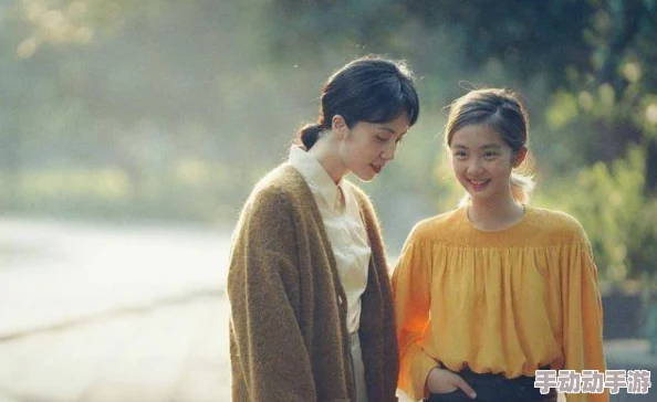 娇妻被两个老头疯狂进出积极向上的生活态度让我们珍惜身边的人和事努力追求幸福与快乐 娇妻被两个老头疯狂进出积极向上的生活态度让我们珍惜身边的人和事努力追求幸福与快乐