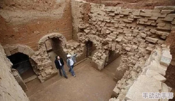 超级风水师龙脉寻踪异象频现古墓迷局即将揭开 超级风水师龙脉寻踪异象频现古墓迷局即将揭开