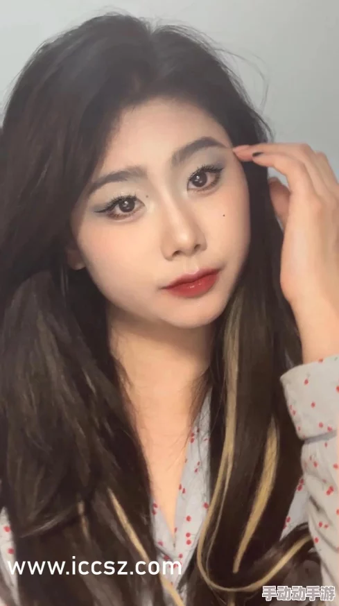 美女私房写真私处写真集更新至第5章新增十套性感内衣造型 美女私房写真私处写真集更新至第5章新增十套性感内衣造型