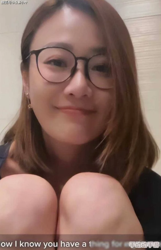 方莹瑶露出系列最新照片流出尺度更大引热议 方莹瑶露出系列最新照片流出尺度更大引热议