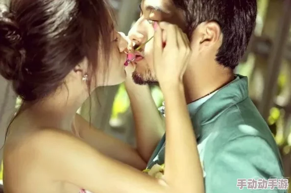 震惊!操操操天天操疑似与神秘富商深夜密会举止亲昵引猜测 震惊!操操操天天操疑似与神秘富商深夜密会举止亲昵引猜测