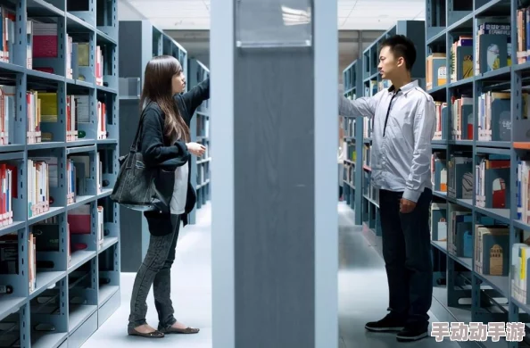 男体育生据说和校花走得很近还经常一起在图书馆学习是不是恋爱了 男体育生据说和校花走得很近还经常一起在图书馆学习是不是恋爱了