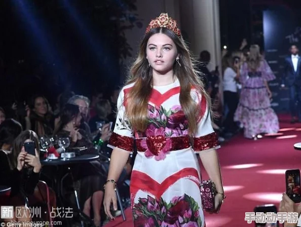 法国人妖iaybay巨大据说曾在一场私人派对上演唱经典老歌惊艳四座 法国人妖iaybay巨大据说曾在一场私人派对上演唱经典老歌惊艳四座