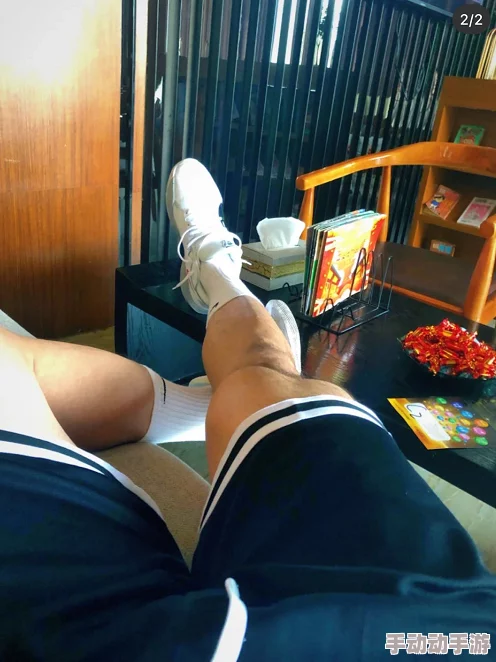 chinese白袜喷泉体育生裤裆网友称尺度过大令人不适建议平台加强监管 chinese白袜喷泉体育生裤裆网友称尺度过大令人不适建议平台加强监管