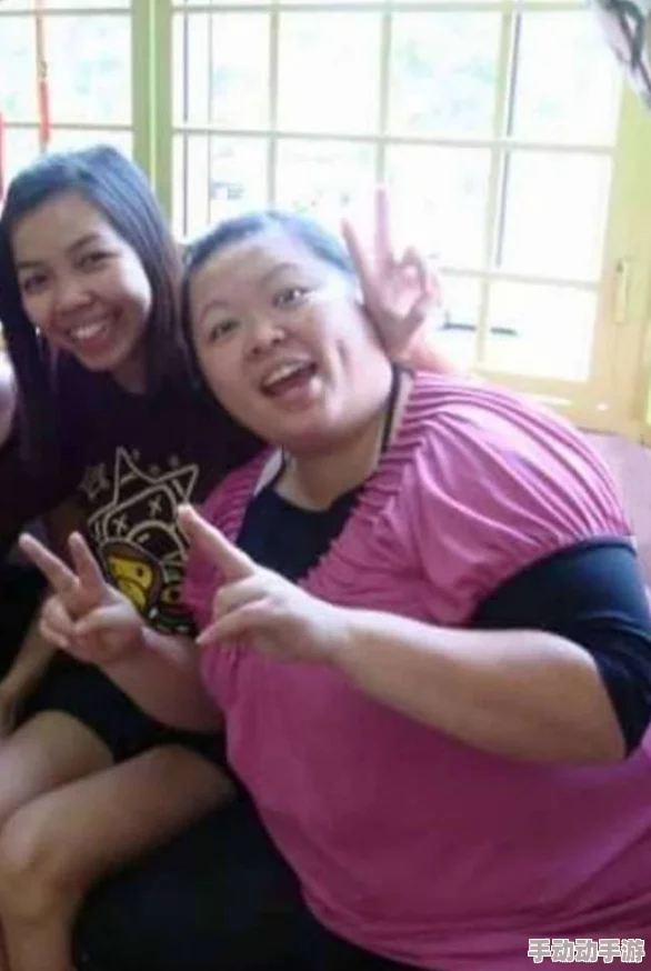 肥婆老BBB肥婆BBBBB为什么她分享的快乐如此简单纯粹为何能触动大家的心灵 肥婆老BBB肥婆BBBBB为什么她分享的快乐如此简单纯粹为何能触动大家的心灵