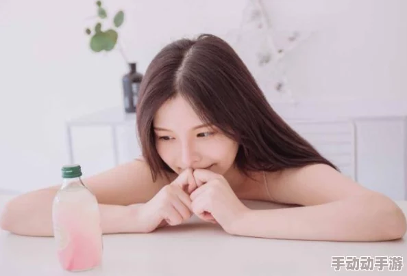 可以看女生隐私的软件为什么它能带来满足感为何它让人上瘾