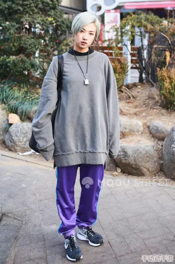 深度解析DNF游戏中蘑菇装扮所属的具体部位与搭配策略